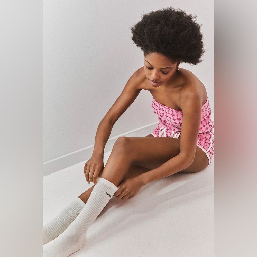 New Urban Outfitters iets frans... White Recycled Crew Socks One Size